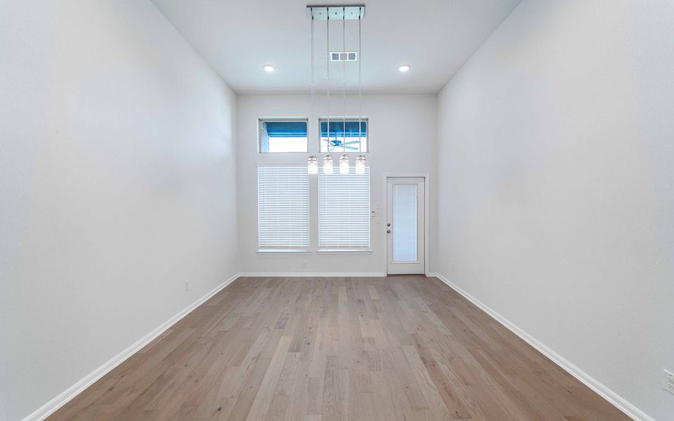 Spacious, unfurnished interior of a new home in Solterra, Mesquite (Image 22).