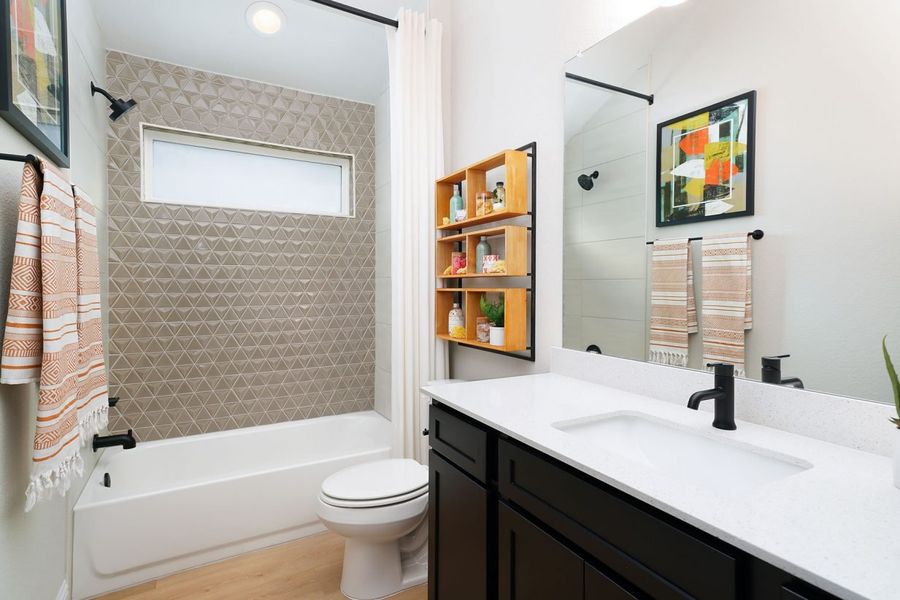 Representative furnished interior of a home built from the Harvest Ridge 1450 by Brohn Homes in Harvest Ridge, Elgin (Image 13).