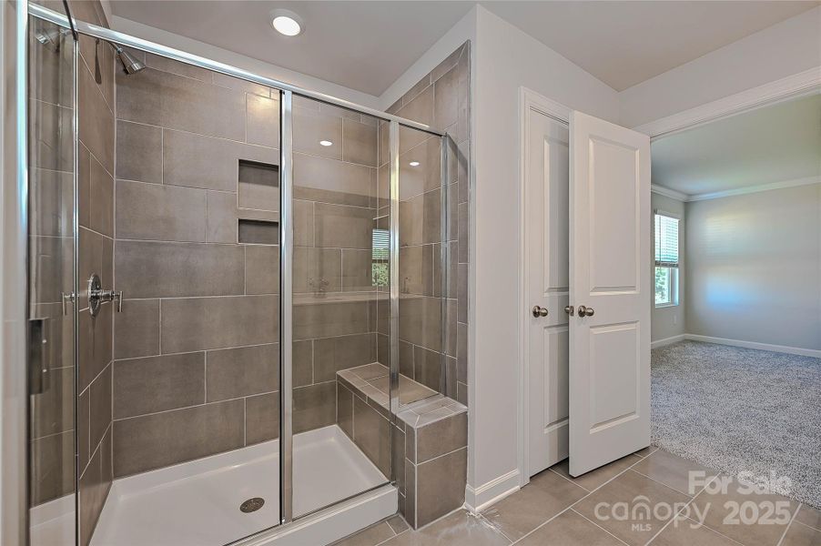 Furnished interior view inside a new home in Buffalo Ridge, Newton (Image 3).