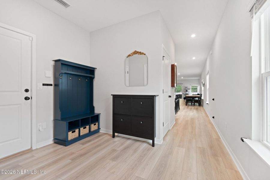 Furnished interior view inside a new home in Concourse Crossing, Fernandina Beach (Image 5).