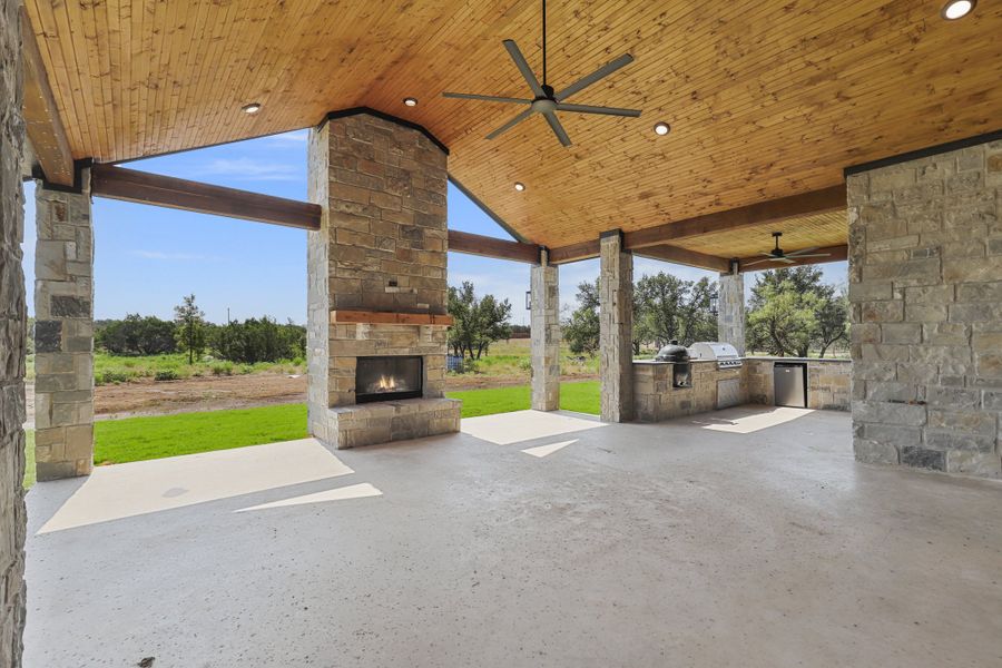 Exterior details and patio area of a home in Ranger Ridge, Strawn (Image 16).