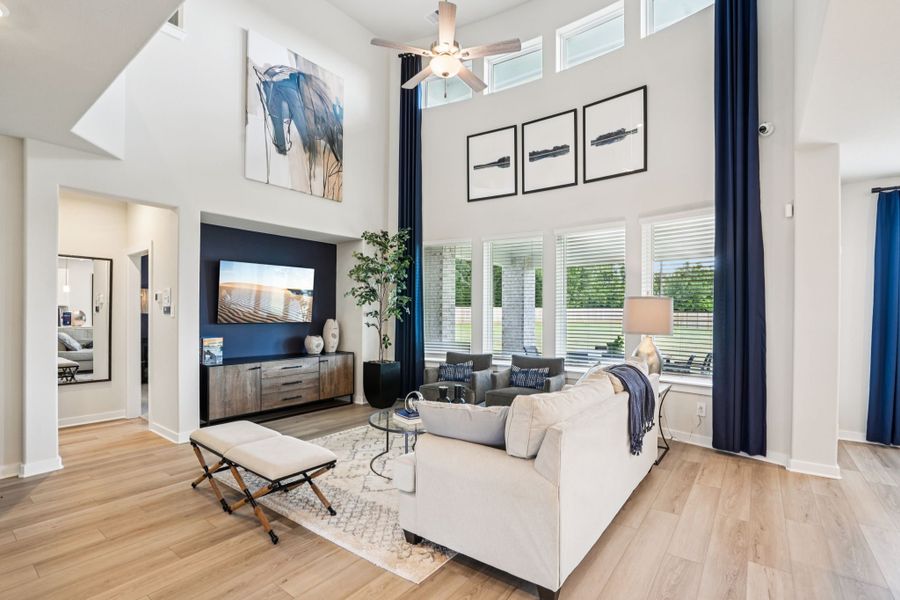 Furnished interior view inside a new home in Kingdom Heights, Rosenberg (Image 4).