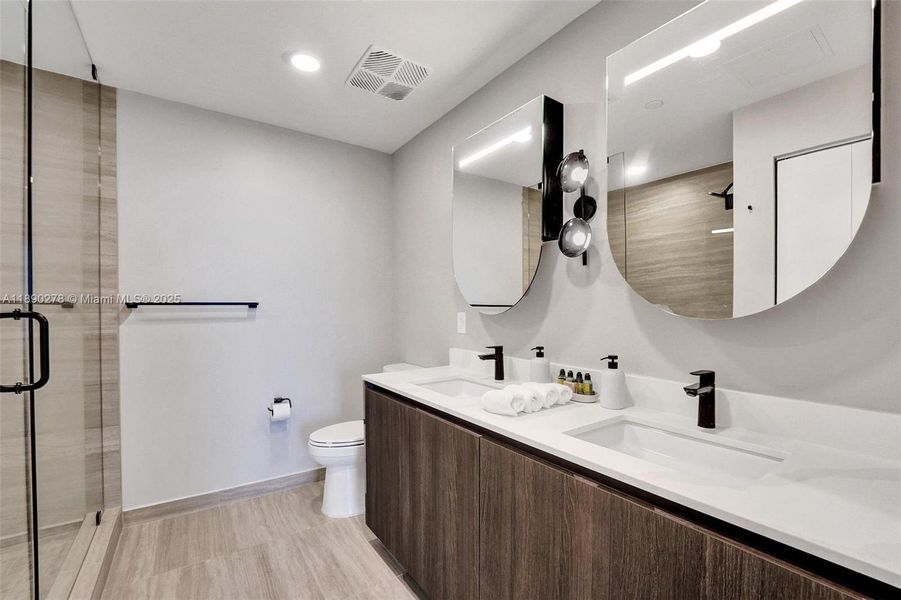 Furnished interior view inside a new home in , Miami Beach (Image 12).