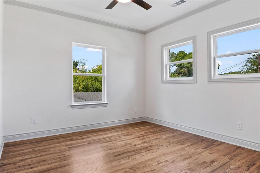 Spacious, unfurnished interior of a new home in , Dallas (Image 16). Spacious, unfurnished interior of a new home in , Dallas (Image 16).