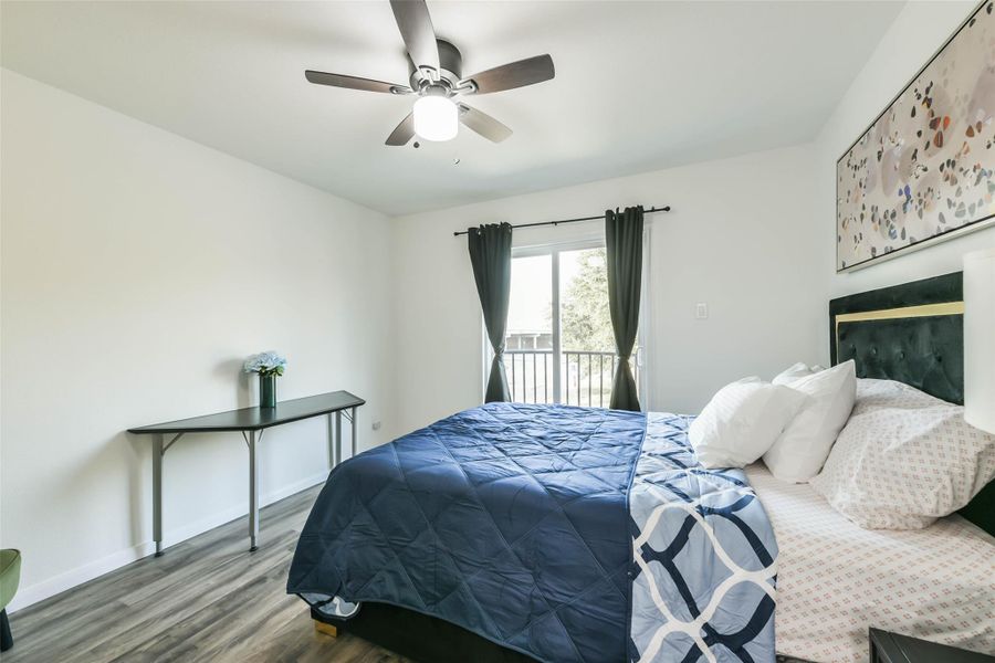 Furnished interior view inside a new home in , Baytown (Image 16).