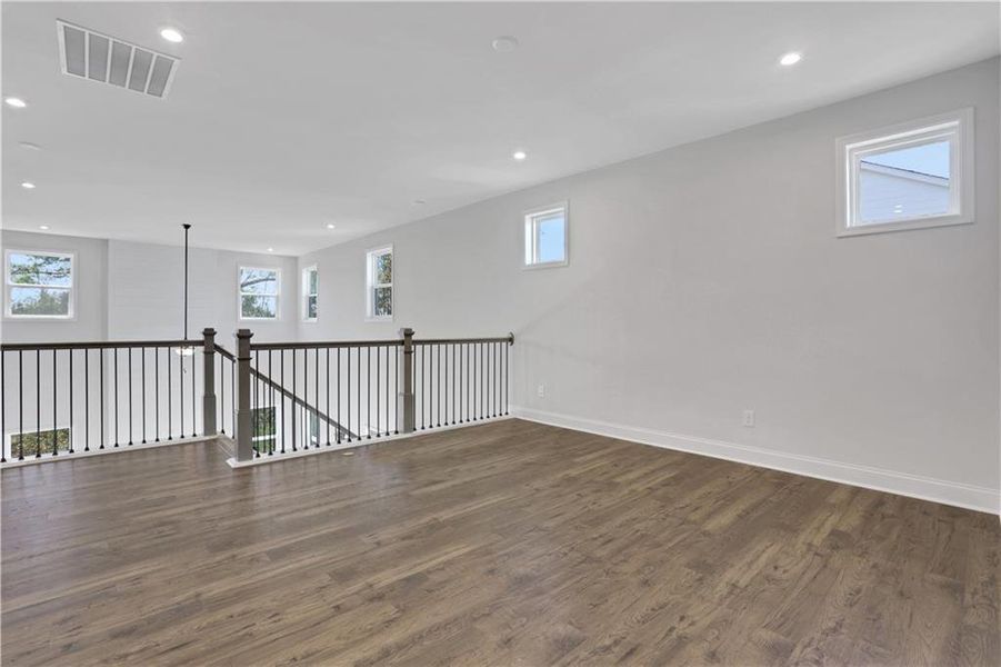 Spacious, unfurnished interior of a new home in , Powder Springs (Image 21).