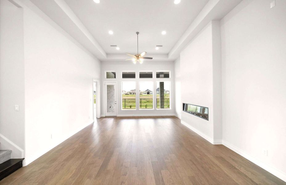 Spacious, unfurnished interior of a new home in Bridgeland 60′, Cypress (Image 31).