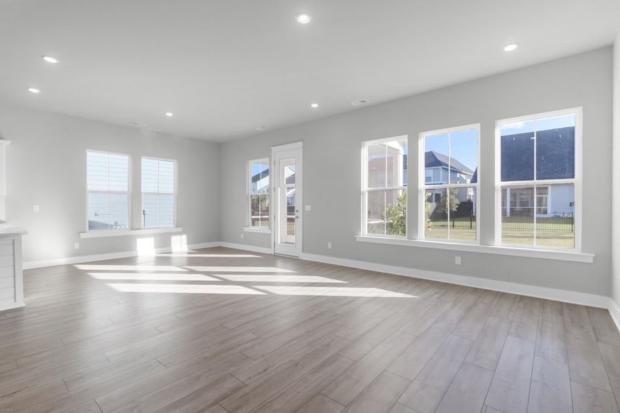Spacious, unfurnished interior of a new home in Carnes Crossroads: Coastal Collection, Summerville (Image 19).