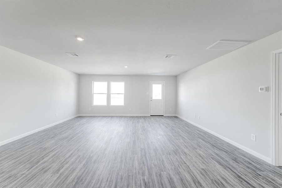 Spacious, unfurnished interior of a new home in Still Water Lake, Godley (Image 16). Spacious, unfurnished interior of a new home in Still Water Lake, Godley (Image 16).