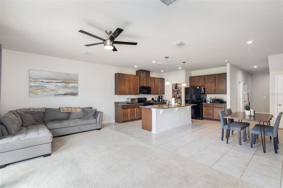 Furnished interior view inside a new home in , Clermont (Image 12).