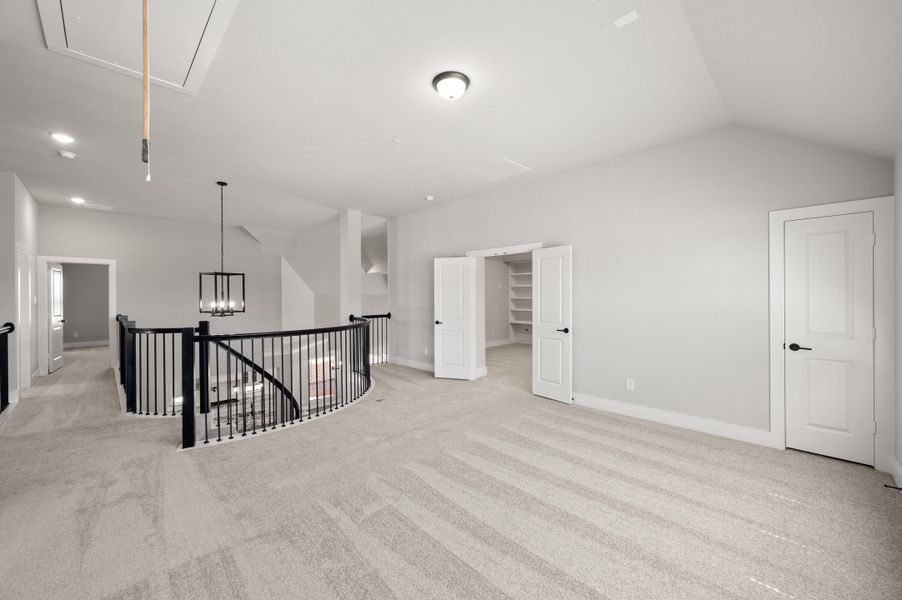 Spacious, unfurnished interior of a new home in Hidden Lakes Estates, DeSoto (Image 19). Spacious, unfurnished interior of a new home in Hidden Lakes Estates, DeSoto (Image 19).
