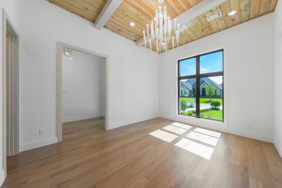 Spacious, unfurnished interior of a new home in The Resort on Eagle Mt. Lake, Fort Worth (Image 53). Spacious, unfurnished interior of a new home in The Resort on Eagle Mt. Lake, Fort Worth (Image 53).
