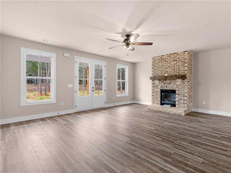 Spacious, unfurnished interior of a new home in , Mansfield (Image 16).