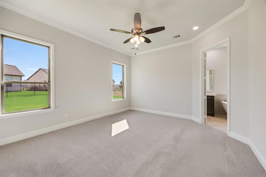 Spacious, unfurnished interior of a new home in Heath Golf and Yacht, Heath (Image 30). Spacious, unfurnished interior of a new home in Heath Golf and Yacht, Heath (Image 30).