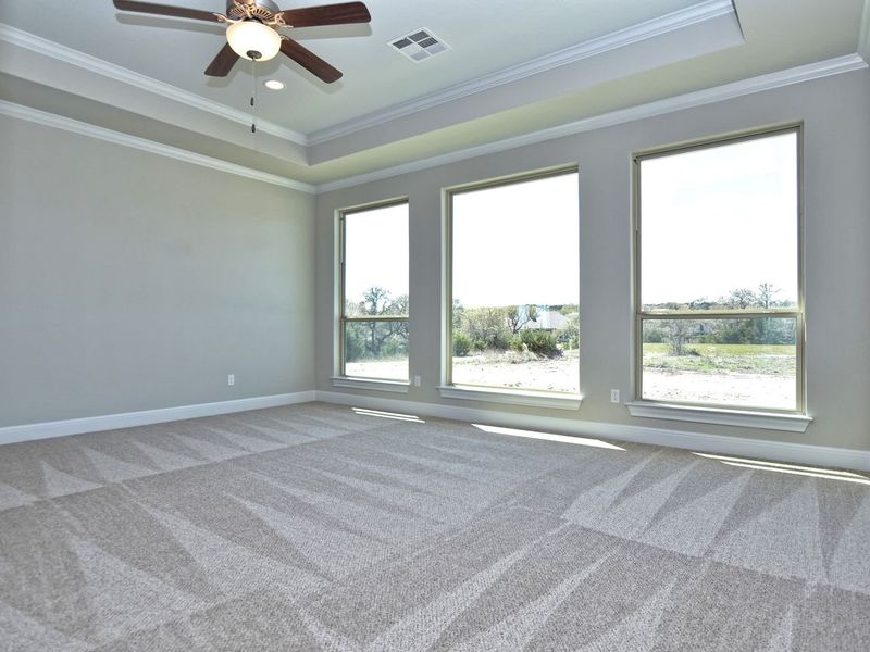 Representative unfurnished interior of a home built from the San Simeon I by Giddens Homes in Clearwater Ranch, Liberty Hill (Image 436).