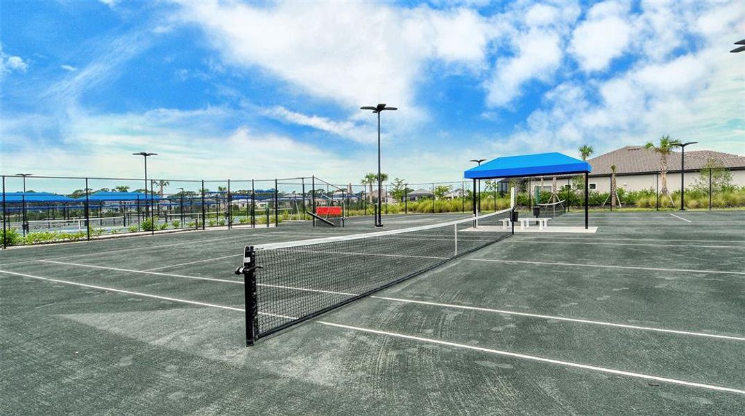 Community amenities in , Nokomis (Image 60).