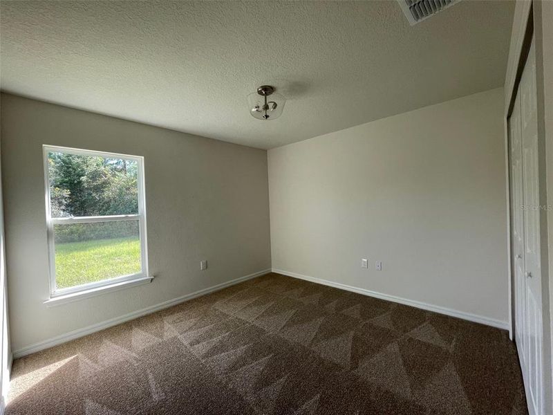 Spacious, unfurnished interior of a new home in , Ocala (Image 18).