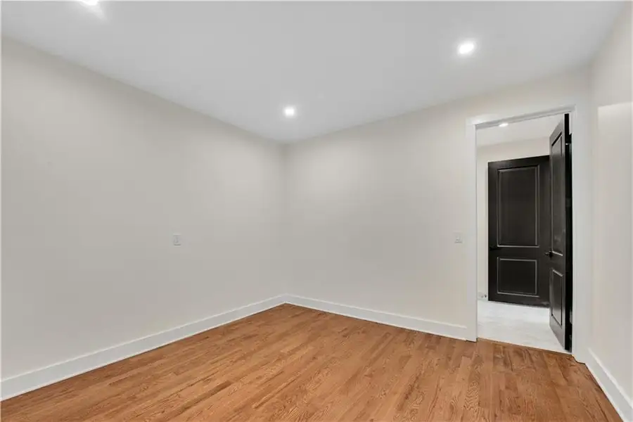 Spacious, unfurnished interior of a new home in , Marietta (Image 54). Spacious, unfurnished interior of a new home in , Marietta (Image 54).