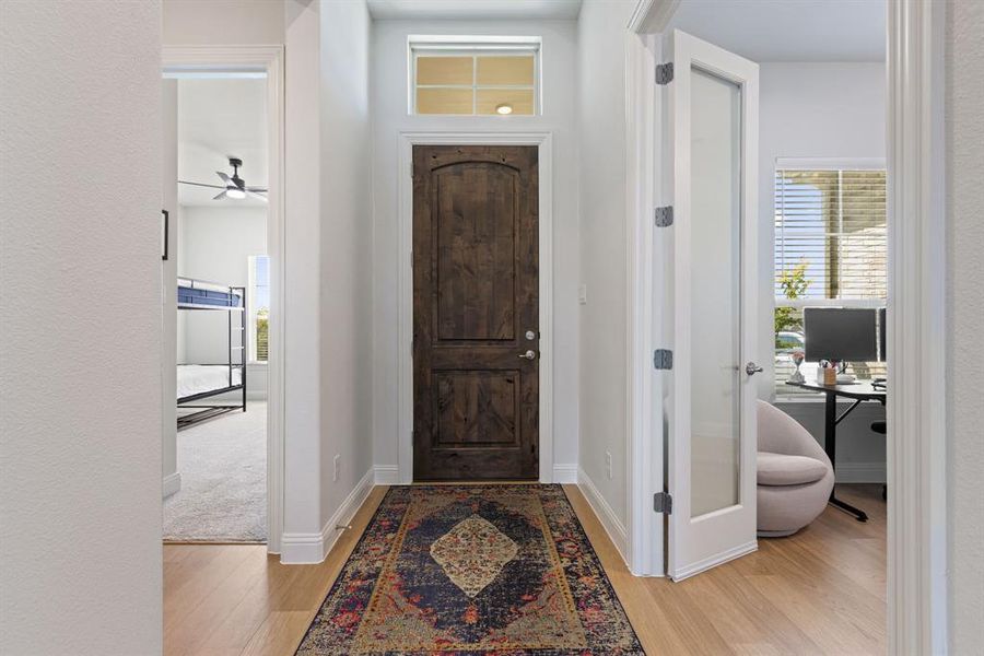 Furnished interior view inside a new home in Inspiration, Lucas (Image 8).