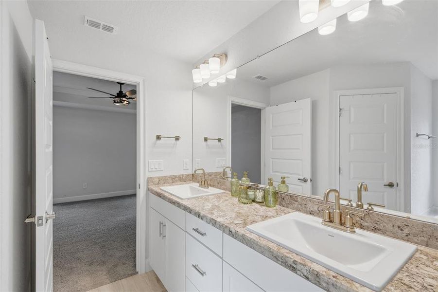 Furnished interior view inside a new home in Royal Highlands, Weeki Wachee (Image 38).