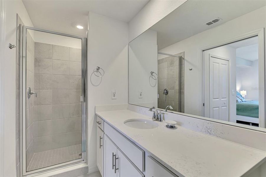 Furnished interior view inside a new home in , Venice (Image 27).