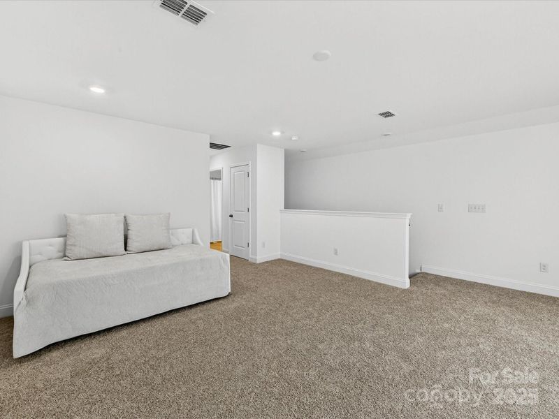 Image 41 of a home in Kinsdale.