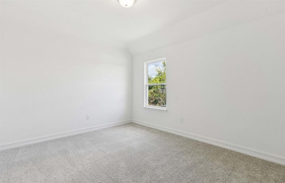Spacious secondary bedroom Spacious secondary bedroom