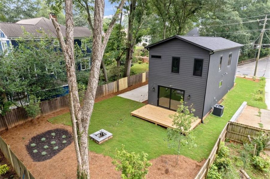 Exterior details and patio area of a home in , Atlanta (Image 23).