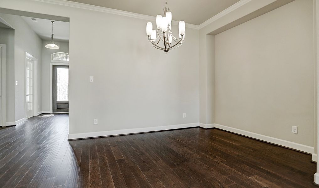 Elegant dining room