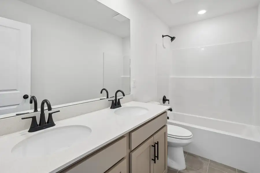 Secondary Bathroom | For representation purposes only. Options and layout may vary by community and home plan.