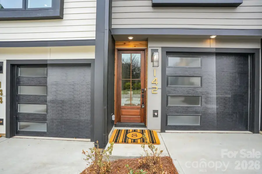 Exterior details and patio area of a home in , Charlotte (Image 30).
