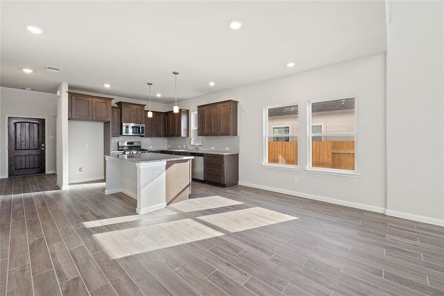 Representative furnished interior of a home built from the Nathan 2833 S by Saratoga Homes in Morningstar, Georgetown (Image 3). Representative furnished interior of a home built from the Nathan 2833 S by Saratoga Homes in Morningstar, Georgetown (Image 3).