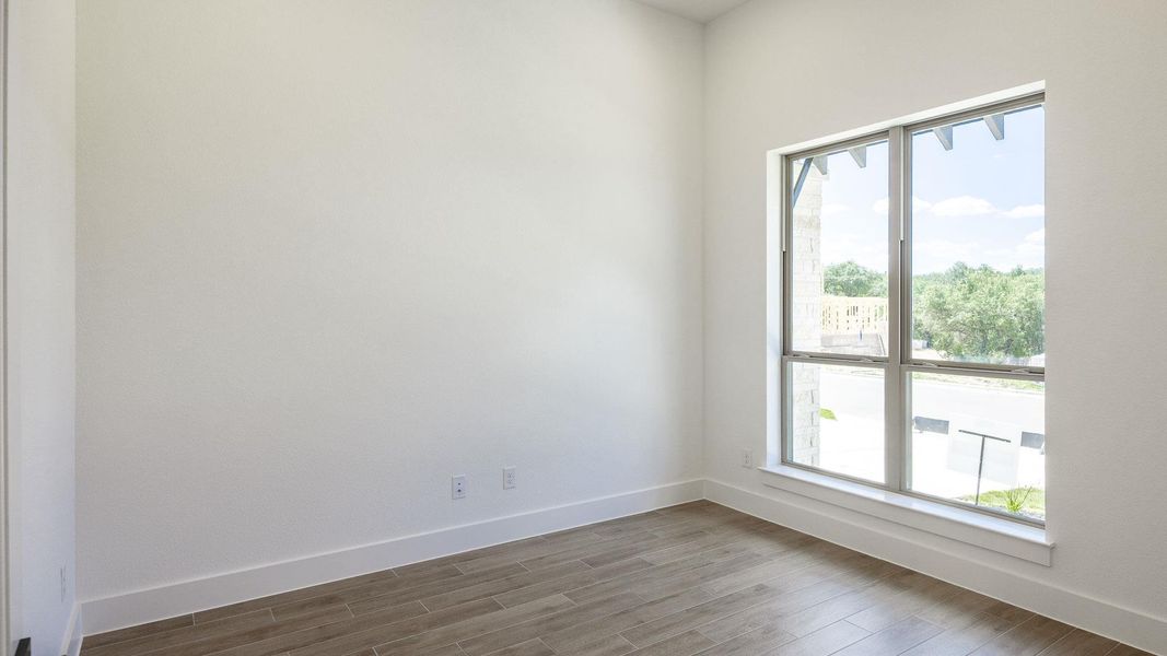 Spacious, unfurnished interior of a new home in Parkside on the River West, Georgetown (Image 8). Spacious, unfurnished interior of a new home in Parkside on the River West, Georgetown (Image 8).