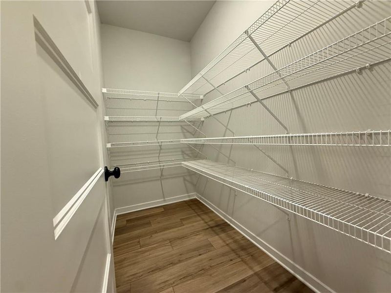 Spacious, unfurnished interior of a new home in Ponderosa Farms Manor, Gainesville (Image 17).