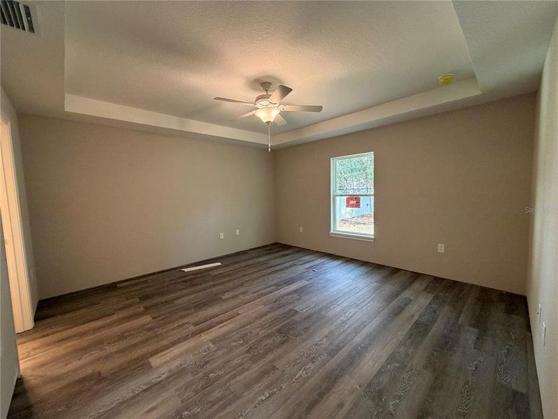 Spacious, unfurnished interior of a new home in , Citrus Springs (Image 23).