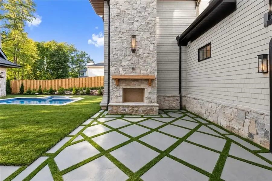 Exterior details and patio area of a home in , Alpharetta (Image 32).