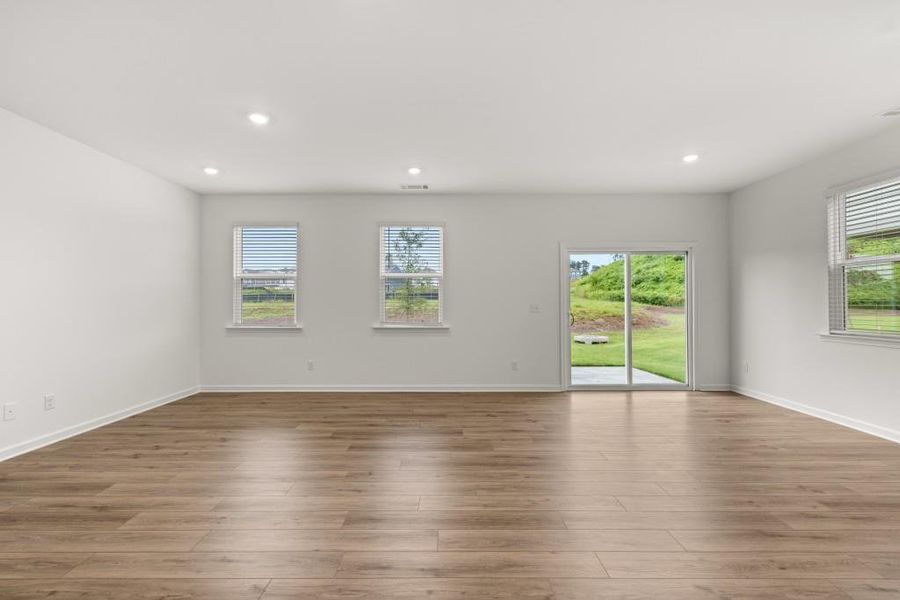 Spacious, unfurnished interior of a new home in Timber Ridge: Timber Ridge 42', Douglasville (Image 29). Spacious, unfurnished interior of a new home in Timber Ridge: Timber Ridge 42', Douglasville (Image 29).