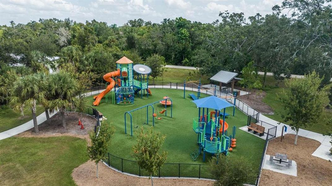 Community amenities in Lakeview Crossing – Tradition Series, Sarasota (Image 8).