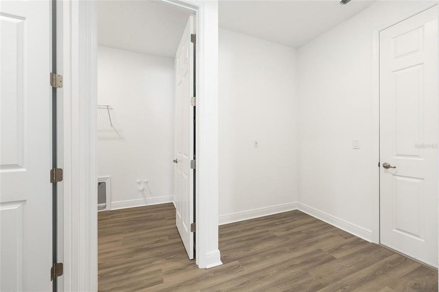 Spacious, unfurnished interior of a new home in , Ocala (Image 39).