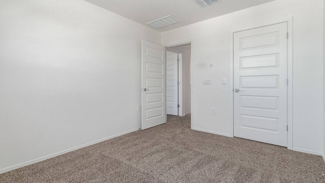 Spacious, unfurnished interior of a new home in Coronet at Gladden Farms, Marana (Image 24).