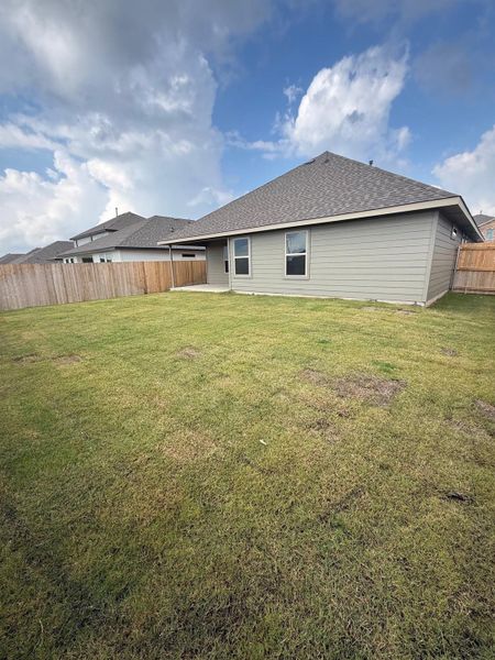 Exterior details and patio area of a home in Southern Pointe, College Station (Image 4).