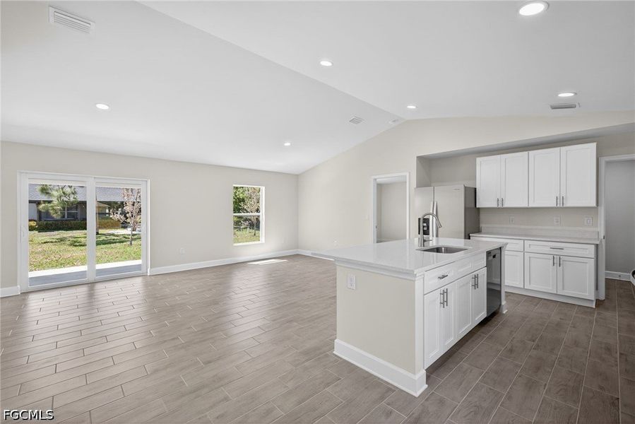 Image 25 of a home in Cape Coral.