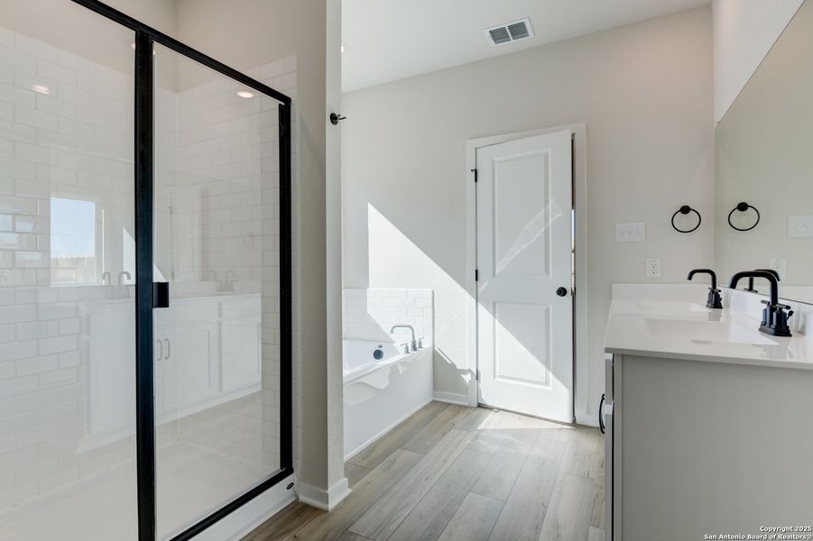 Furnished interior view inside a new home in Cordova Trails, Seguin (Image 9). Furnished interior view inside a new home in Cordova Trails, Seguin (Image 9).