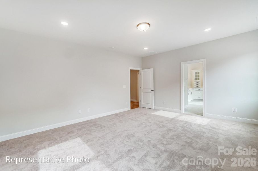 Spacious, unfurnished interior of a new home in Rone Creek, Waxhaw (Image 28). Spacious, unfurnished interior of a new home in Rone Creek, Waxhaw (Image 28).