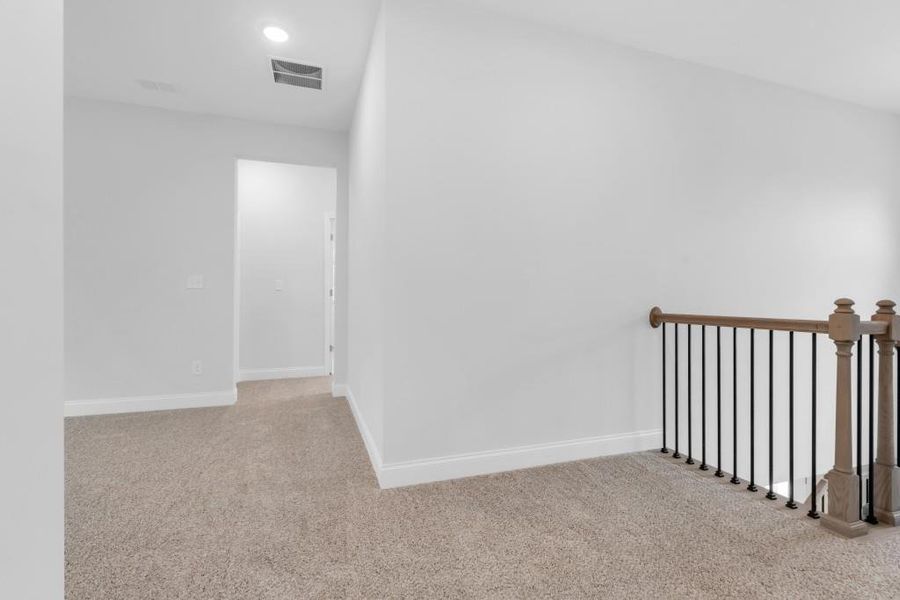 Spacious, unfurnished interior of a new home in Maddox Landing, Hoschton (Image 27).