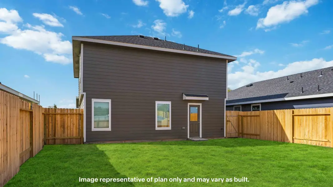 Representative exterior details of a home built from the The Dama by D.R. Horton in Terra Vista, Lubbock (Image 3).