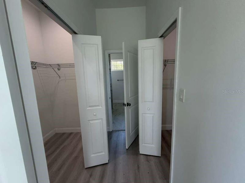 Spacious, unfurnished interior of a new home in , North Port (Image 27).
