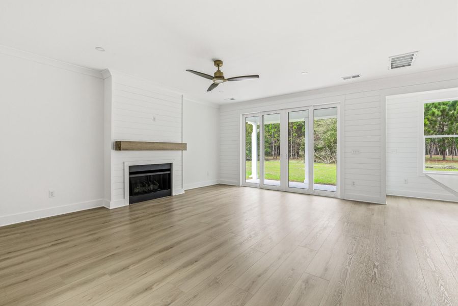 Spacious, unfurnished interior of a new home in , Johns Island (Image 50).