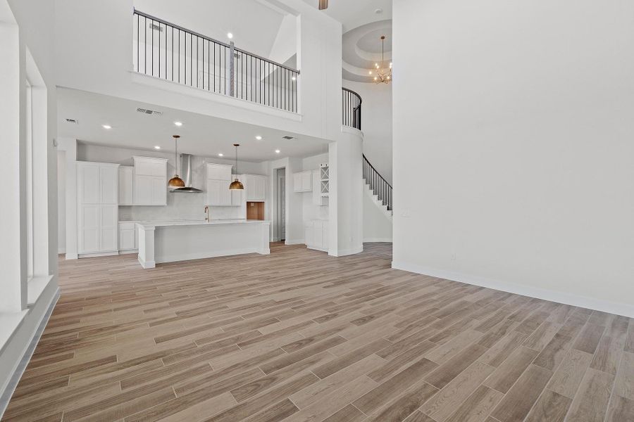 Spacious, unfurnished interior of a new home in Lariat, Liberty Hill (Image 22).