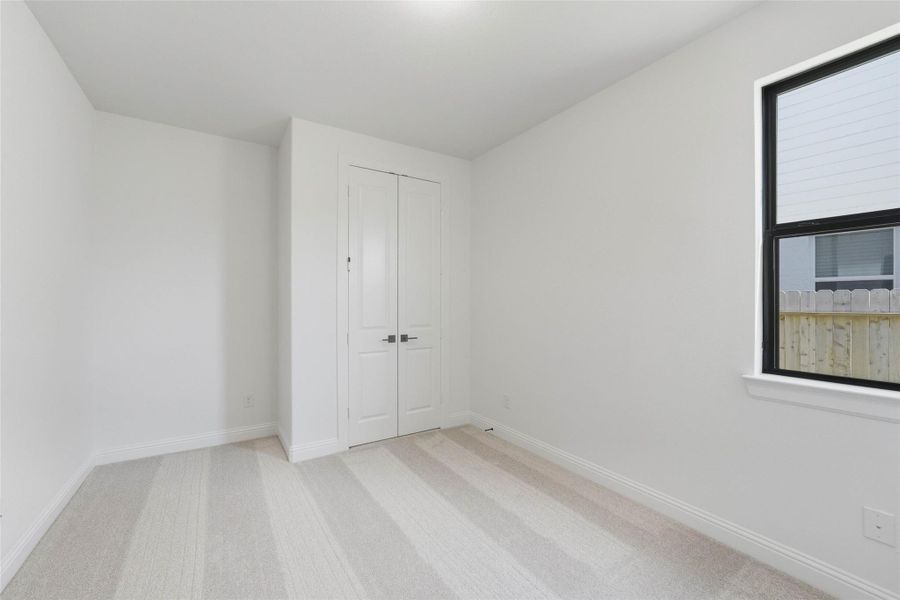 Spacious, unfurnished interior of a new home in Sienna 40', Missouri City (Image 23). Spacious, unfurnished interior of a new home in Sienna 40', Missouri City (Image 23).